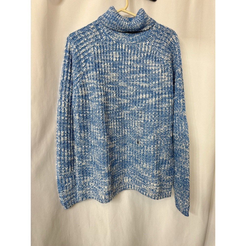 Piombo Blue and‎ White Knit Turtleneck Sweater - Size Large.   H47
